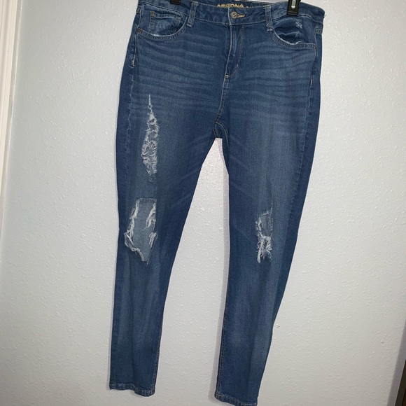 Arizona Ripped Jeans - Picture 4 of 6